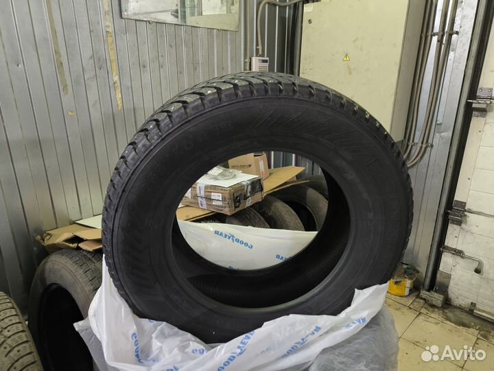 Nordman 8 265/60 R18 114T