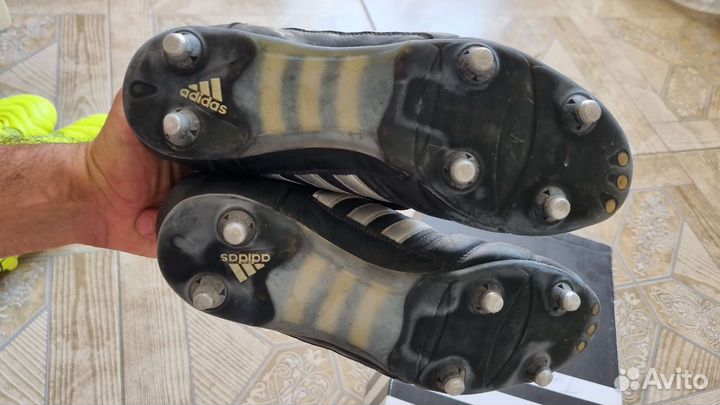 Футбольные бутсы adidas классика