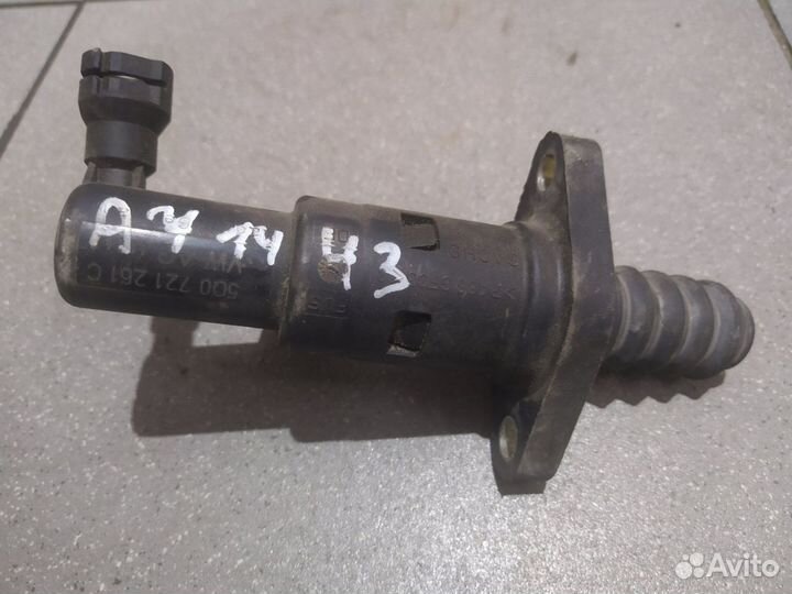 Рабочий цилиндр сцепления. Фольксваген Ауди Шкода