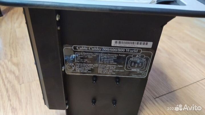 Люк встраиваемый Extron