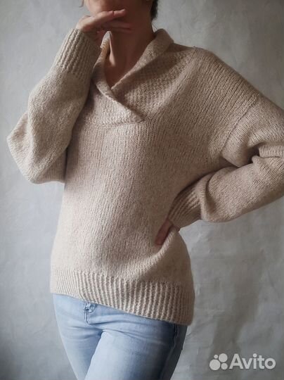 Свитер женский
