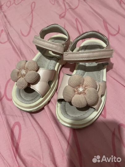 Босоножки с цветочками кожа Futurino 28