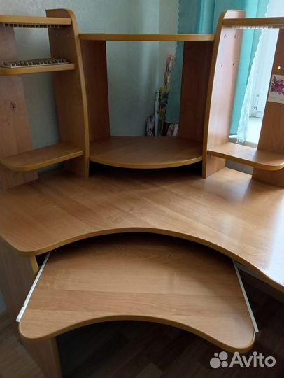 Компьютерны стол