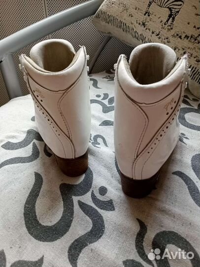 Фигурные коньки risport, размер 235