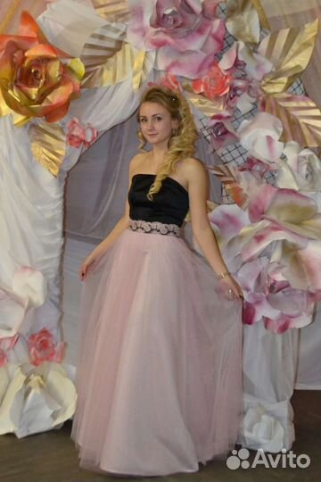 Вечернее платье
