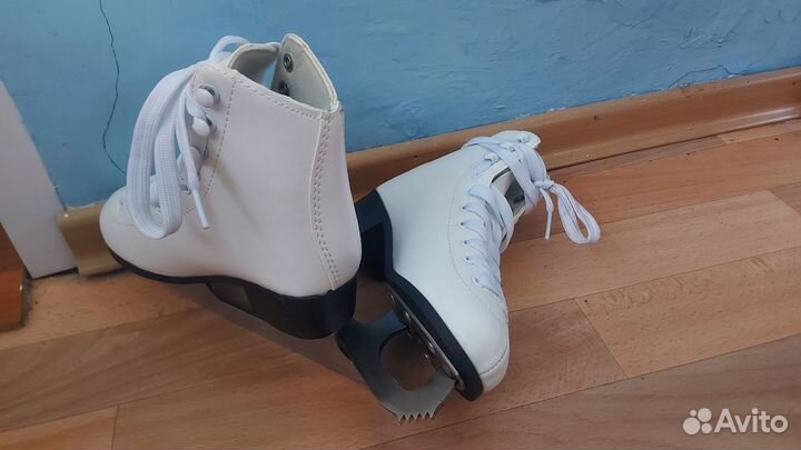 Коньки фигурные детские 31р