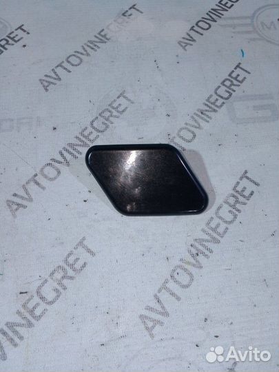 Крышка форсунки омывателя фары R Kia Sportage 3