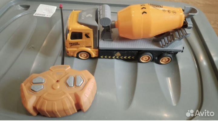 Защита наколенники на радиоуправлении танк трактор