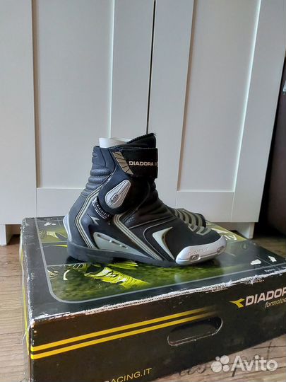 Мотоботинки женские Diadora