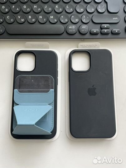 Продам силиконовый чехол на айфон 12 черный новый