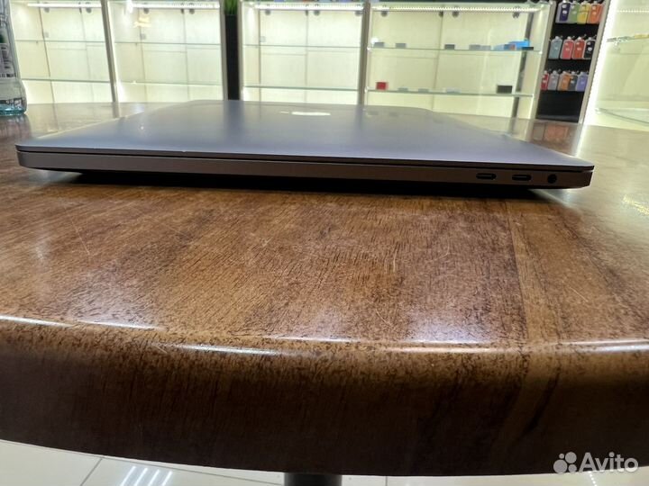 Apple MacBook Pro 16 2019 i9