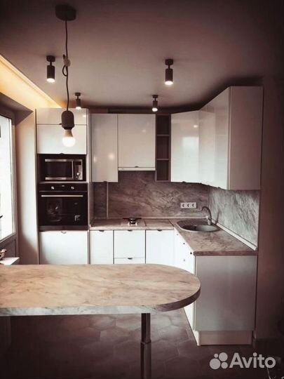 Кухня новая