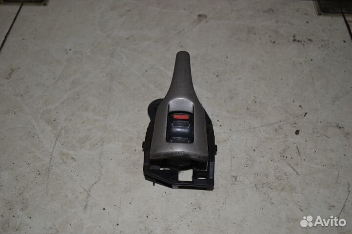 Ручка внутренняя передняя правая Toyota Corolla e1