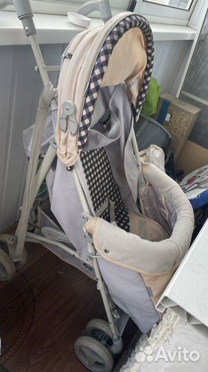 Прогулочная коляска