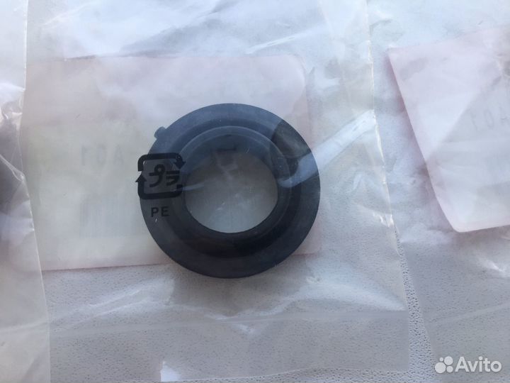 Уплотнительное кольцо свечного колодца Honda