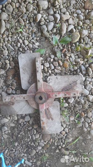 Шлифмашинка по бетону