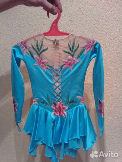 Платье для выступлений по фигурному катанию и боди