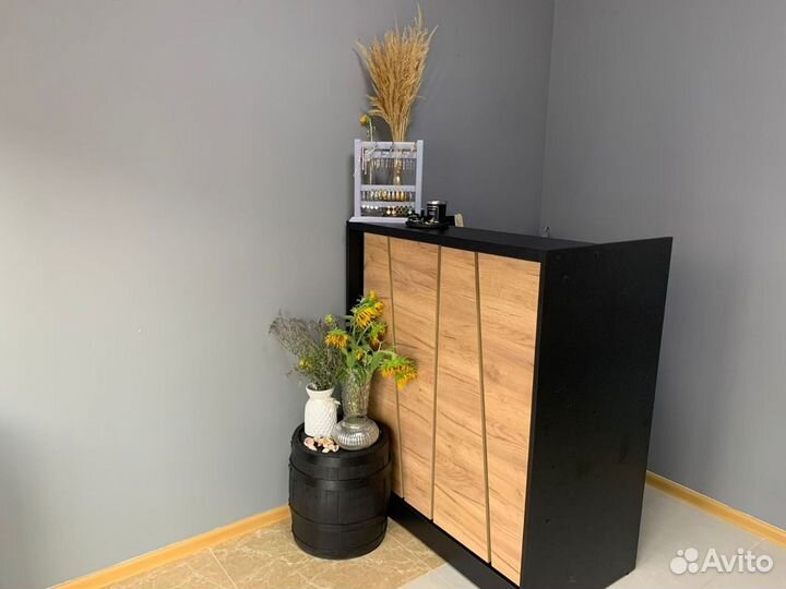 Стойка Ресепшен в Наличии (Новая)