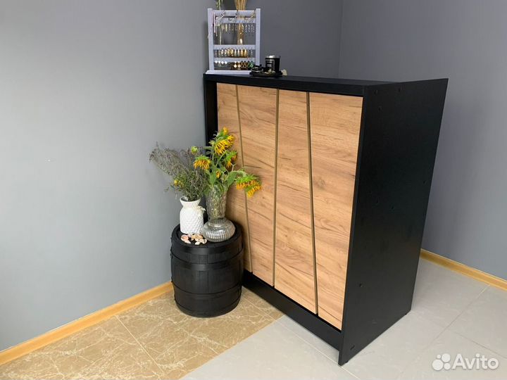 Стойка Ресепшен в Наличии (Новая)