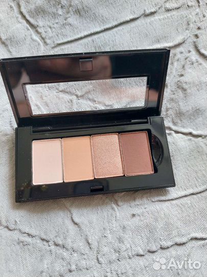 Палитра теней с футляром
