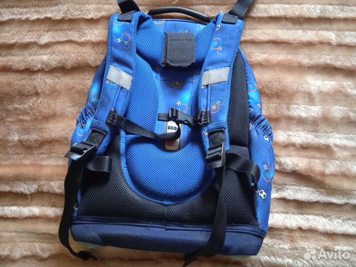 Школьный рюкзак