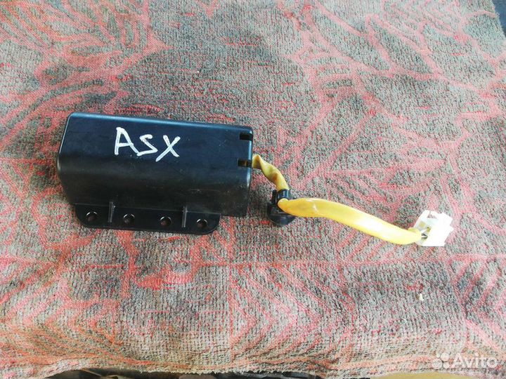 Выключатель пассажирской подушки Митцубиси ASX
