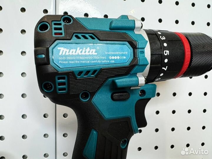 Шуруповерт Makita ударный