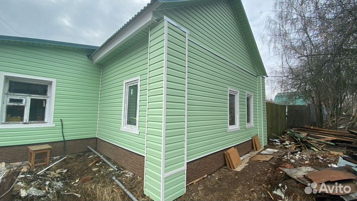 Бригада строителей