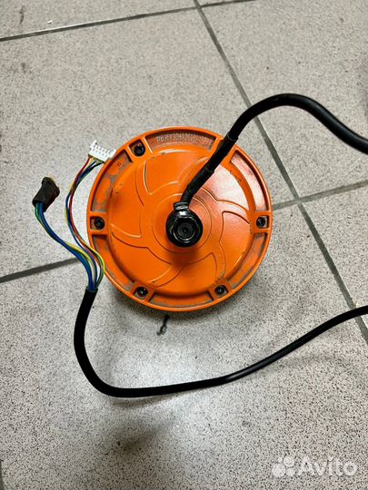 Мотор-колесо электросамоката, гироскутера, байка