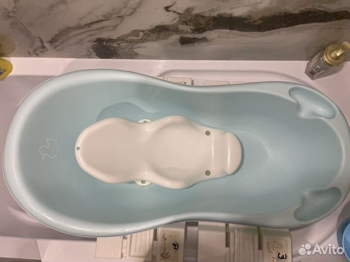 Ванночка для купания с подставкой и горкой