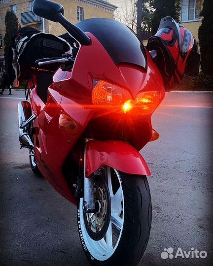 Honda VFR 800