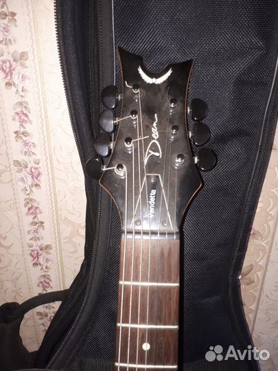 Продам электрогитару dean Vendetta 1.7 Gloss Natur