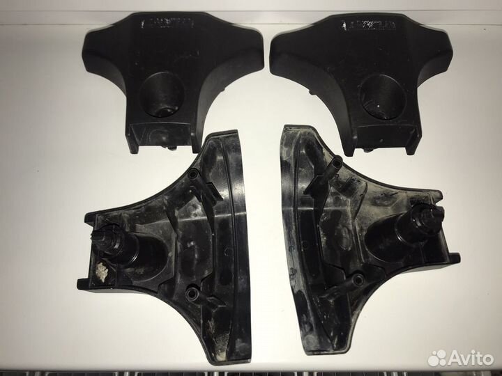 Заглушки с замками дуги багажника Thule