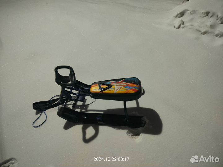 Детский снегокат бу