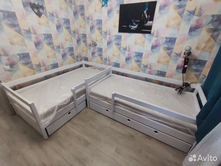 Кроватки из массива дерева