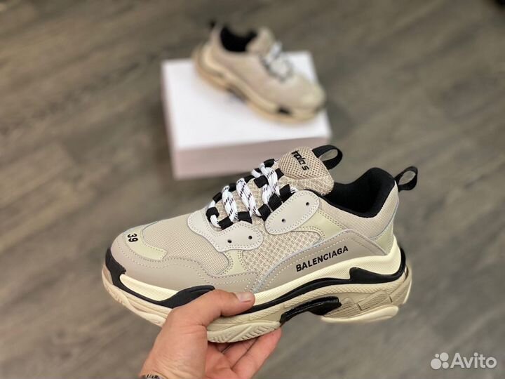 Кроссовки Balenciaga Triple-S Beige (36-40)