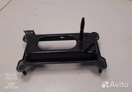 Кузовной кронштейн крепления усилителя бампера Kia