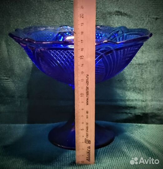 Ваза для фруктов на ножке кобальтовое стекло СССР