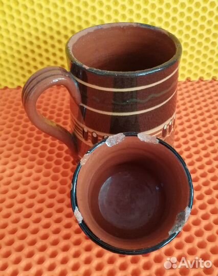 Стакан и кружка из красной глины