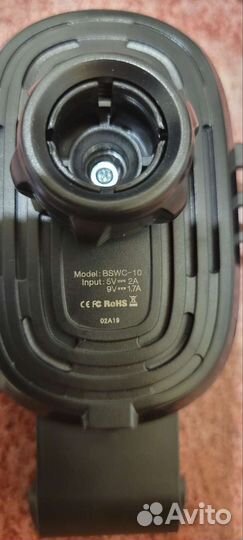 Автомобильный держатель с беспроводной зарядкой