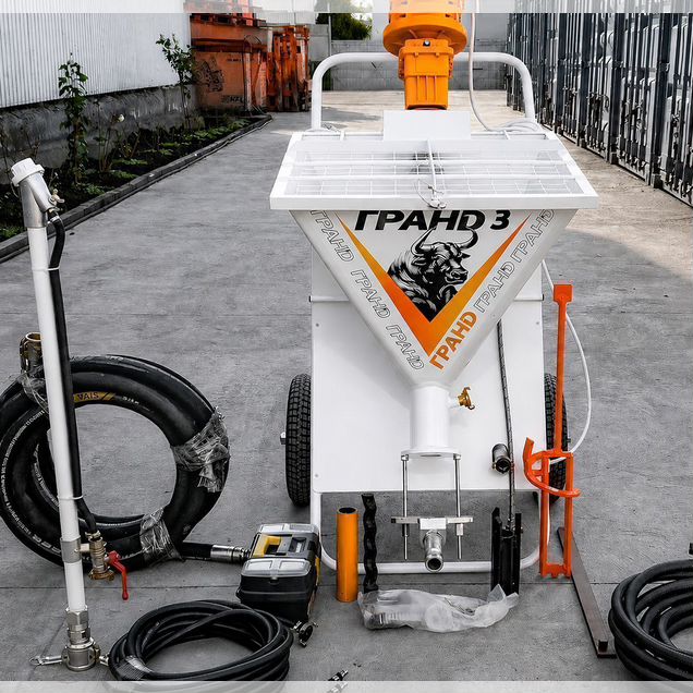 Штукатурная станция Grand 3 220В B4-2L