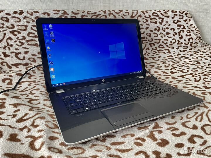 Большой ноутбук HP 17“ 4 ядра
