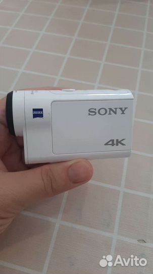 Экшн камера Sony FDR X3000 +пульт RM-LVR3 (X3000R)