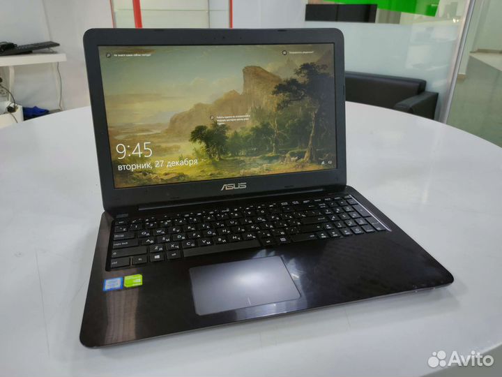 Ноутбук Asus 15,6