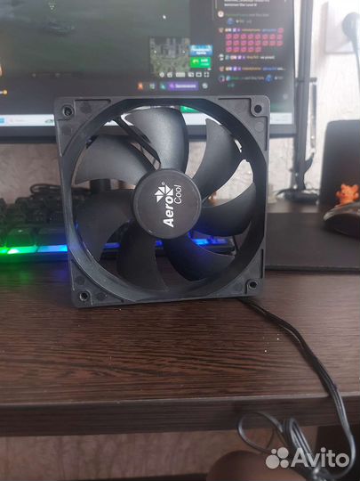 Кулер для корпуса 120x120