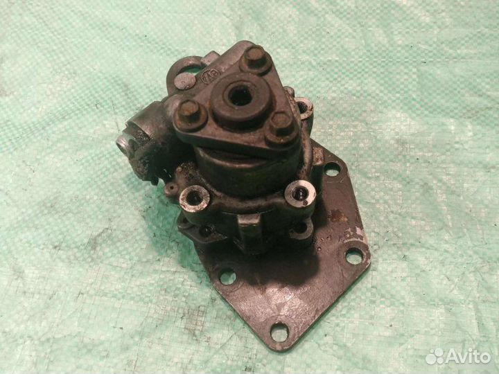 Насос гидроусилителя Land Rover Range Rover 2 P38A