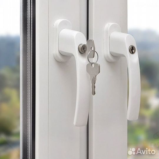 Ручки оконные с замком