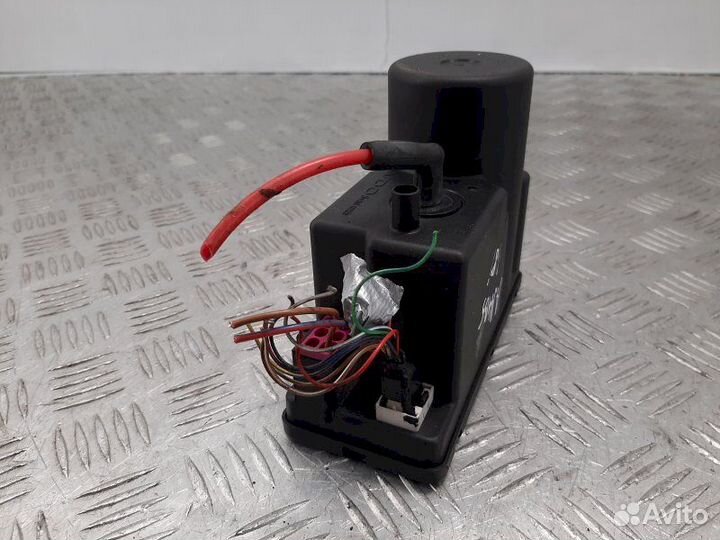 Компрессор центрального замка, Audi A4(B5) 1995