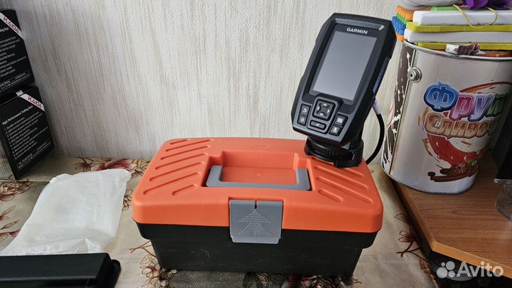 Эхолот garmin striker vivid 4cv с датчиком gt20 tm