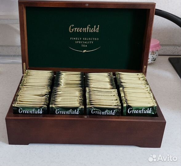 Чай в подарочной шкатулке